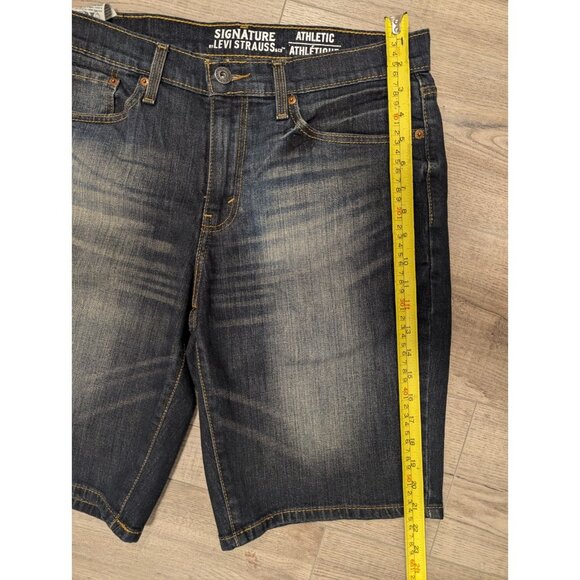 Signature Levi Strauss Levi’s Denim Shorts Men’s W 32 (34) Jeans Relaxed  Fit - Picture 7 of 10